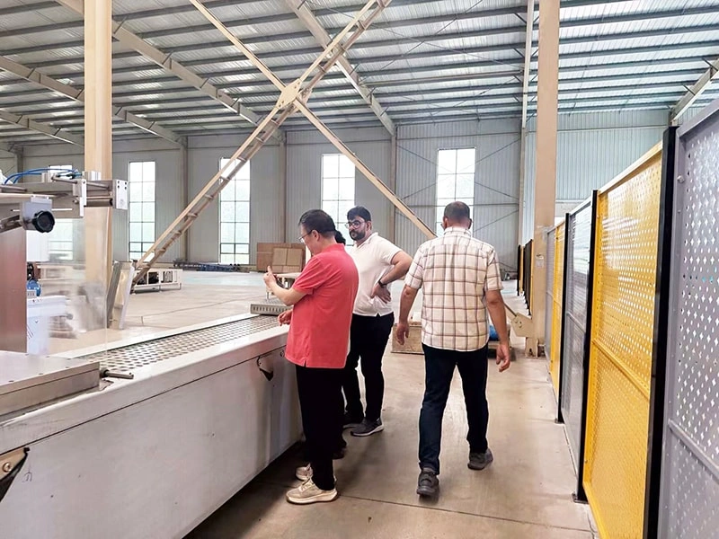 Клиенты с Ближнего Востока